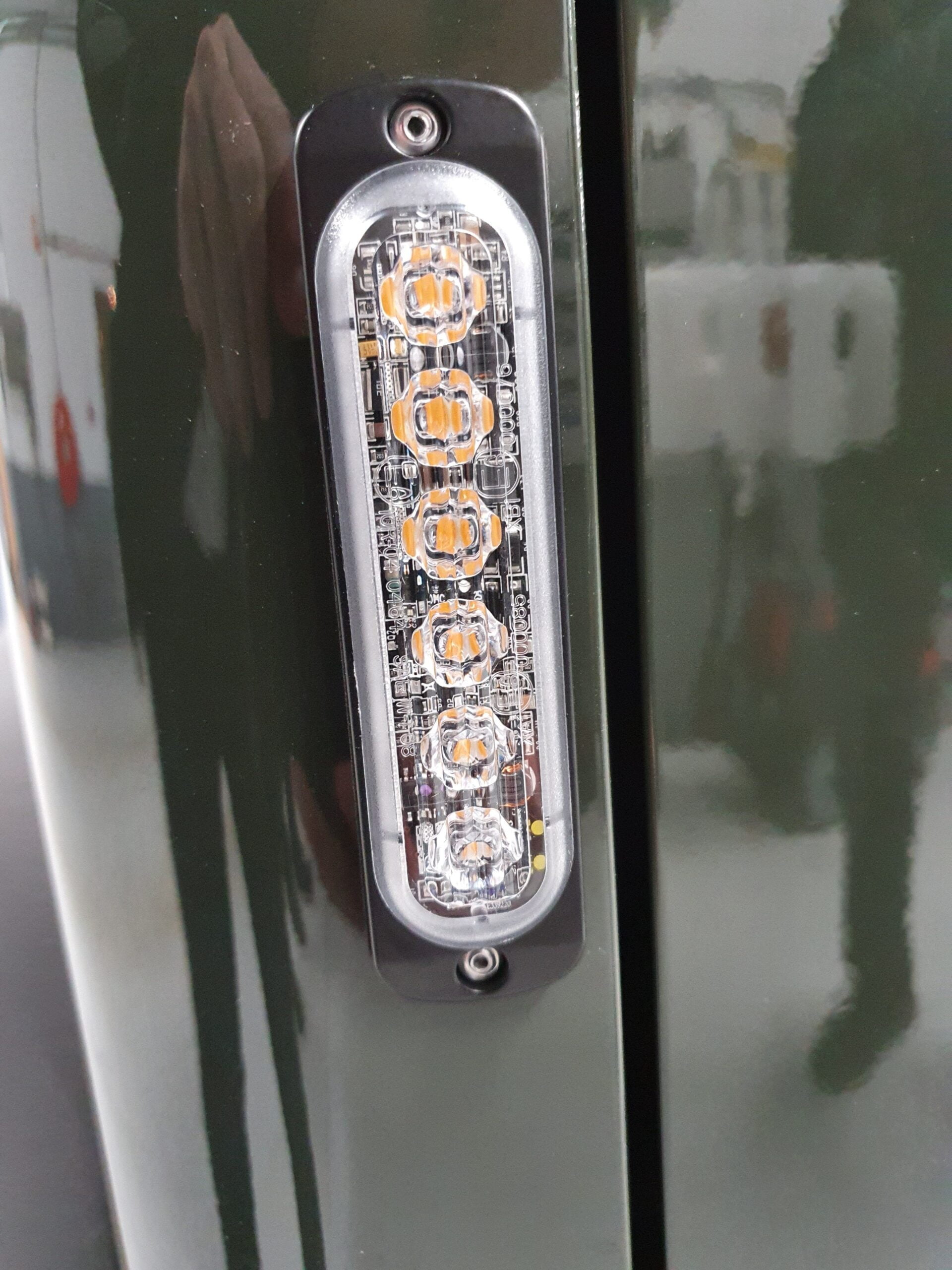 ST6 Super Thin LED flitser Class2-verticaal-Amber ST6 Super Thin LED flitser Class2-verticaal-Amber