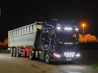 NIEUW Ollson 9″ ronde verstraler 120W met Wit & Oranje Stadslicht